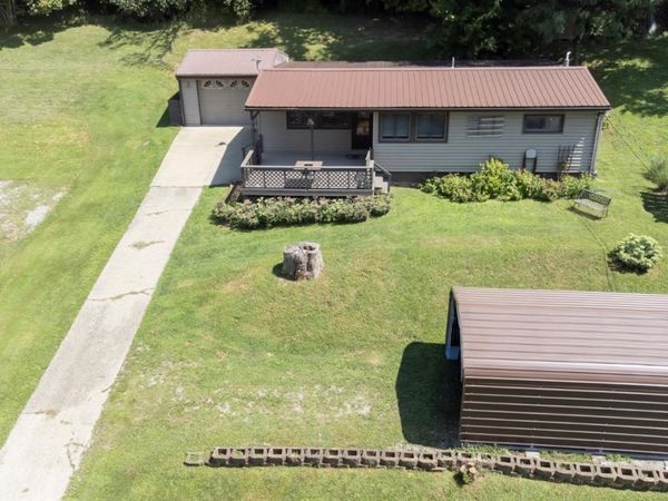 802 Meadowlane Drive, Ripley, OH 45167