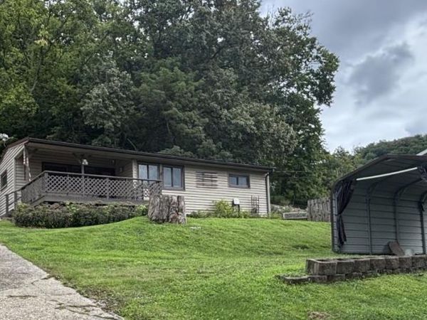 802 Meadowlane Drive, Ripley, OH 45167