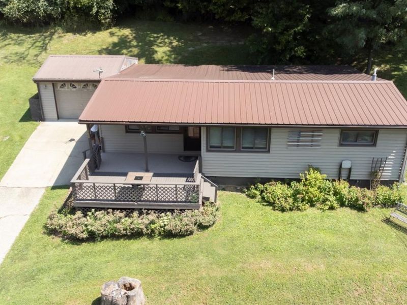 802 Meadowlane Drive, Ripley, OH 45167 Photo 2