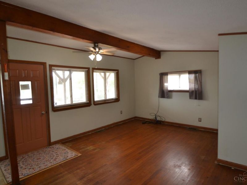 802 Meadowlane Drive, Ripley, OH 45167 Photo 2
