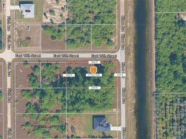 1423 Hines AVE , LEHIGH ACRES, FL 33972