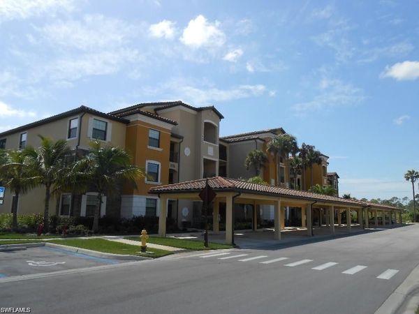 9735 Acqua CT, Unit 611, NAPLES, FL 34113