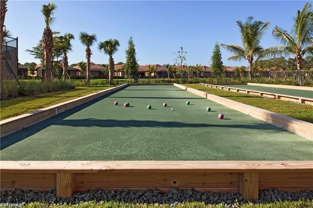 9735 Acqua Ct, Unit 611, Naples, FL 34113 Photo