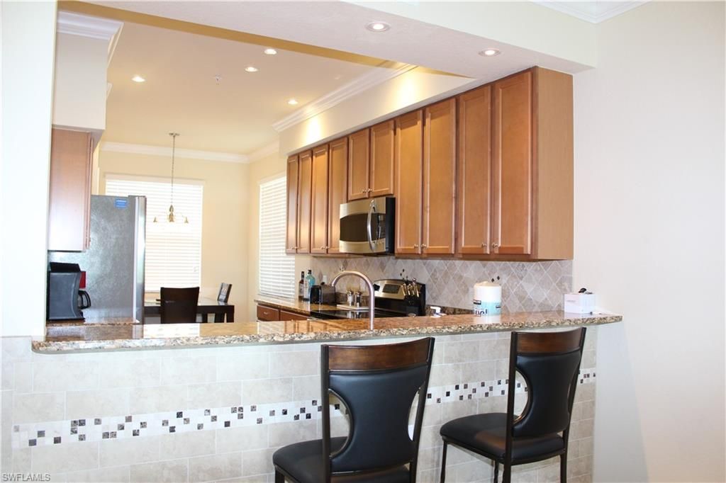 9735 Acqua Ct, Unit 611, Naples, FL 34113 Photo