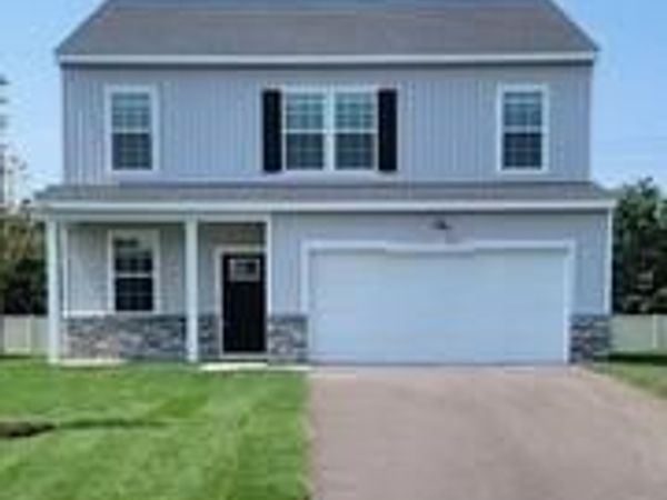 12624 Erskin Street NE, Blaine, MN 55449