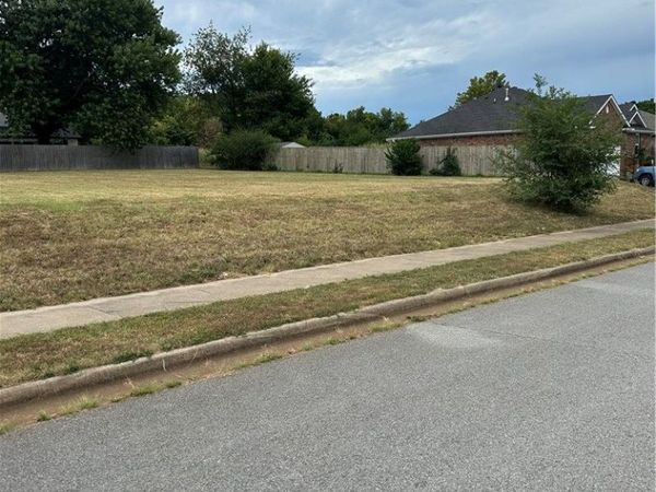 TBD Oglethorpe Street, Springdale, AR 72764
