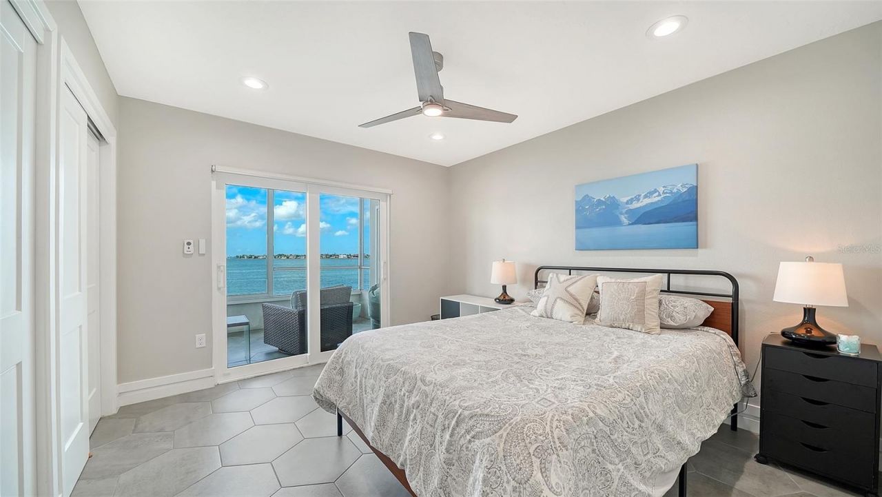 400 Golden Gate Point , Unit 22, Sarasota, FL 34236 Photo