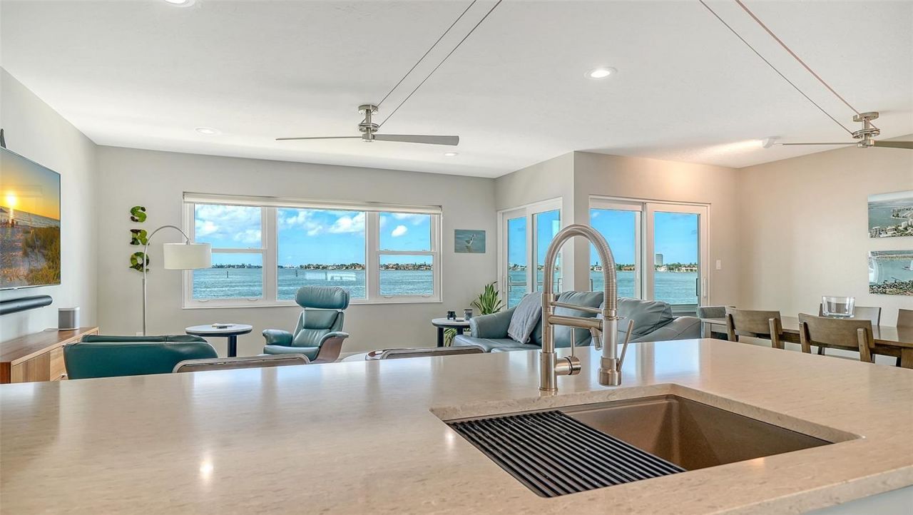 400 Golden Gate Point , Unit 22, Sarasota, FL 34236 Photo