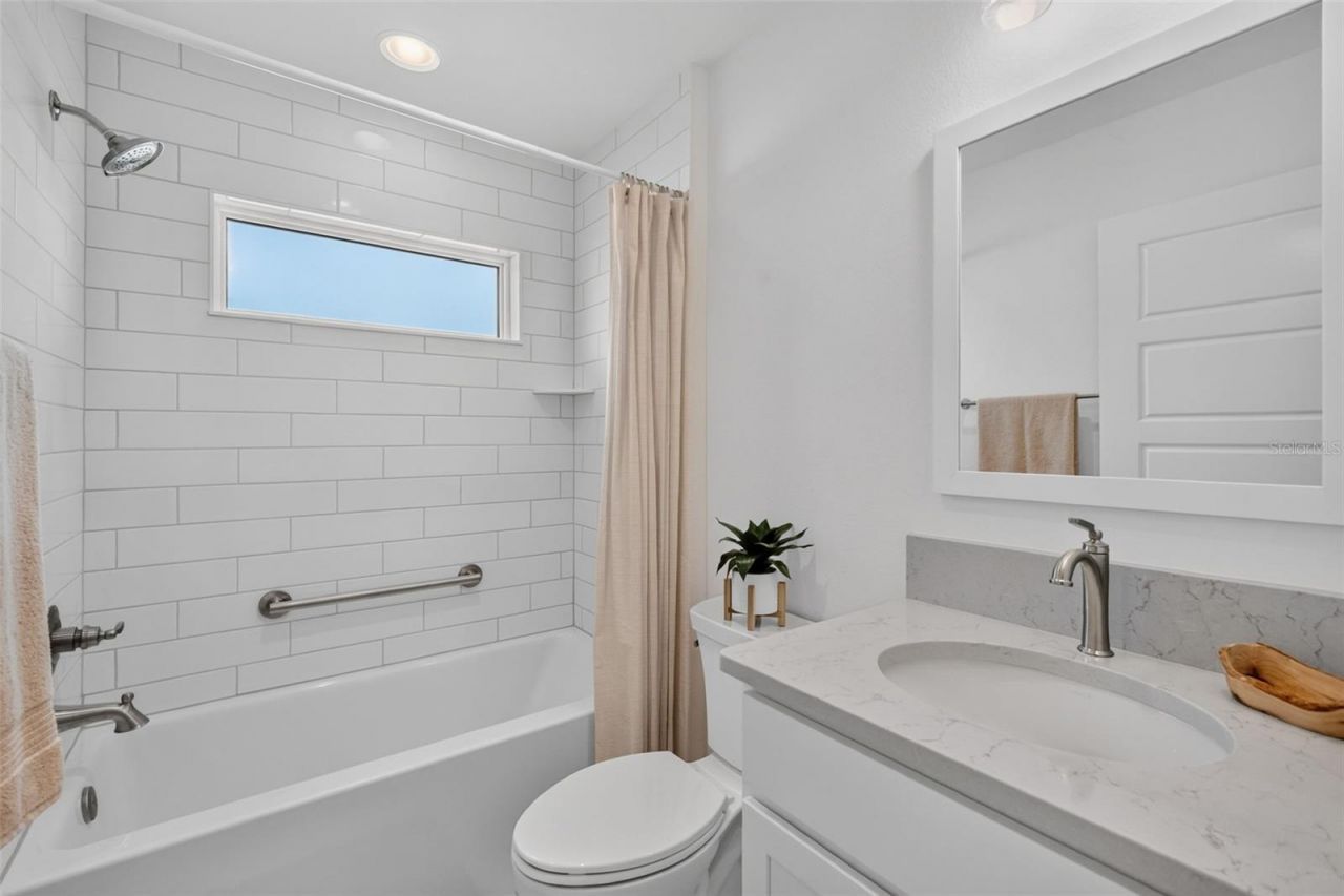 1544 Jake Drive, The Villages, FL 34762 Photo