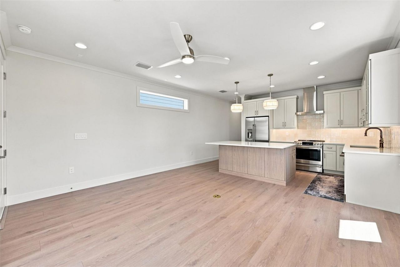 19101 Gulf Boulevard, Indian Shores, FL 33785 Photo