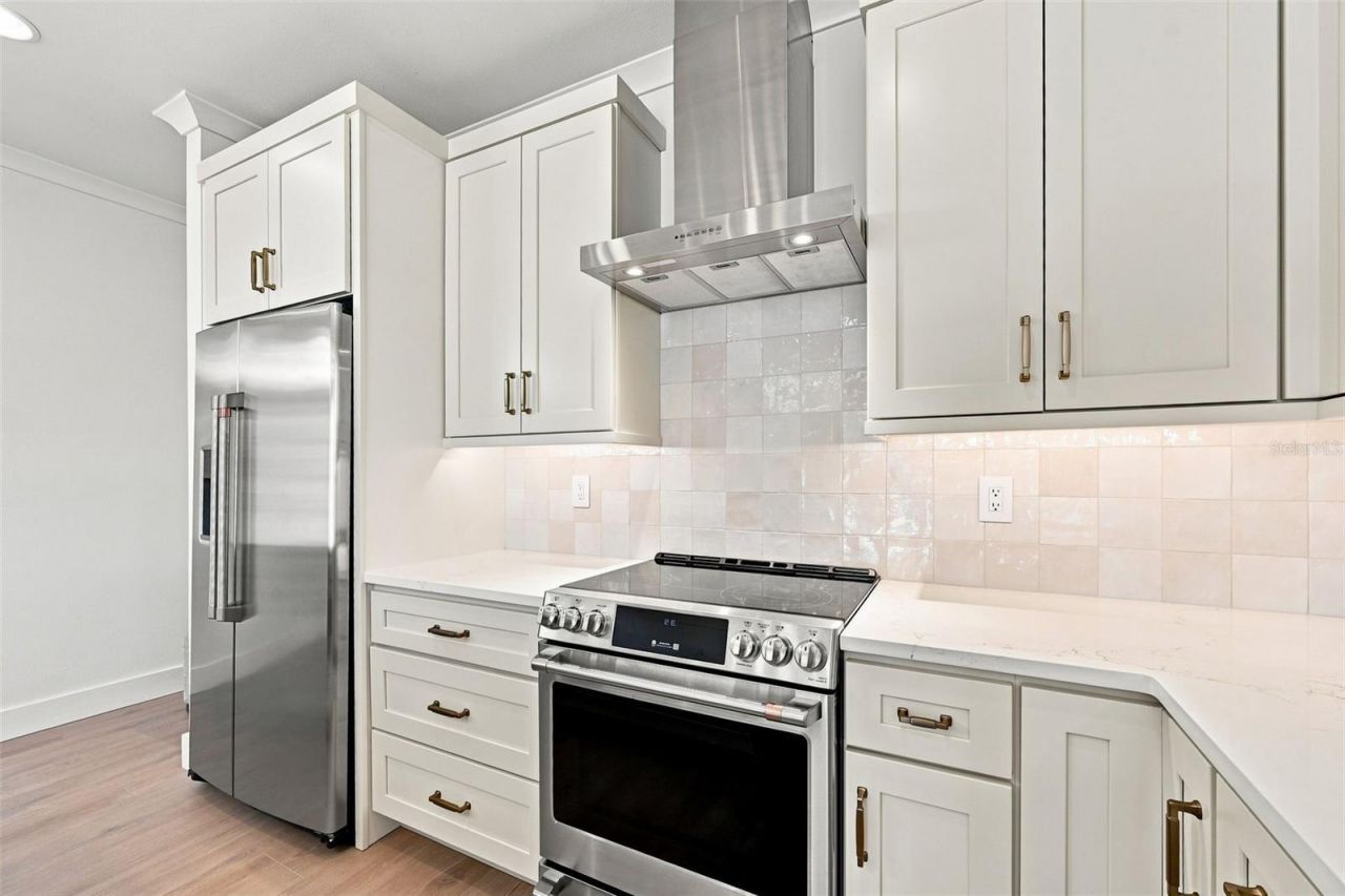 19101 Gulf Boulevard, Indian Shores, FL 33785 Photo