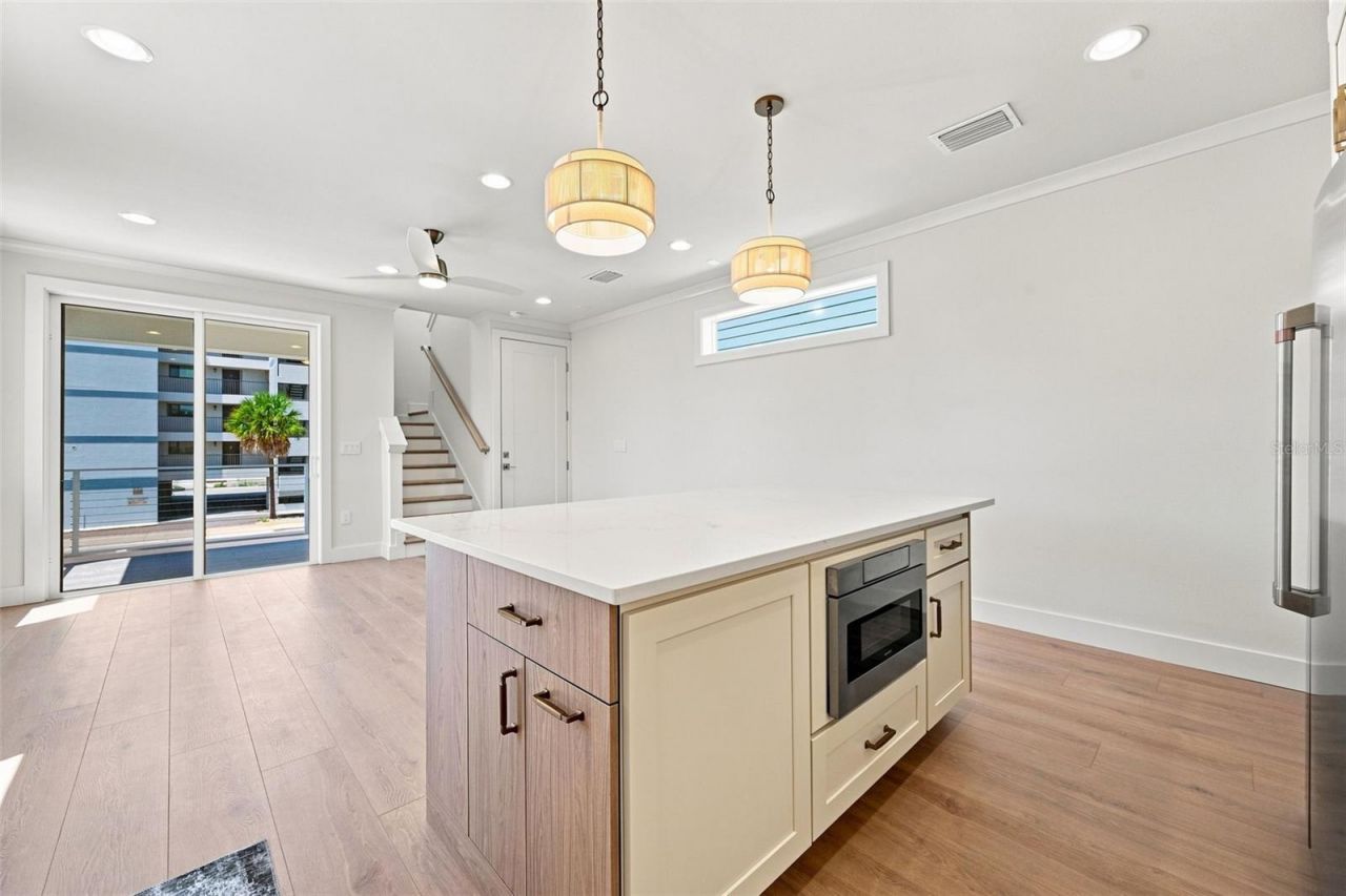 19101 Gulf Boulevard, Indian Shores, FL 33785 Photo
