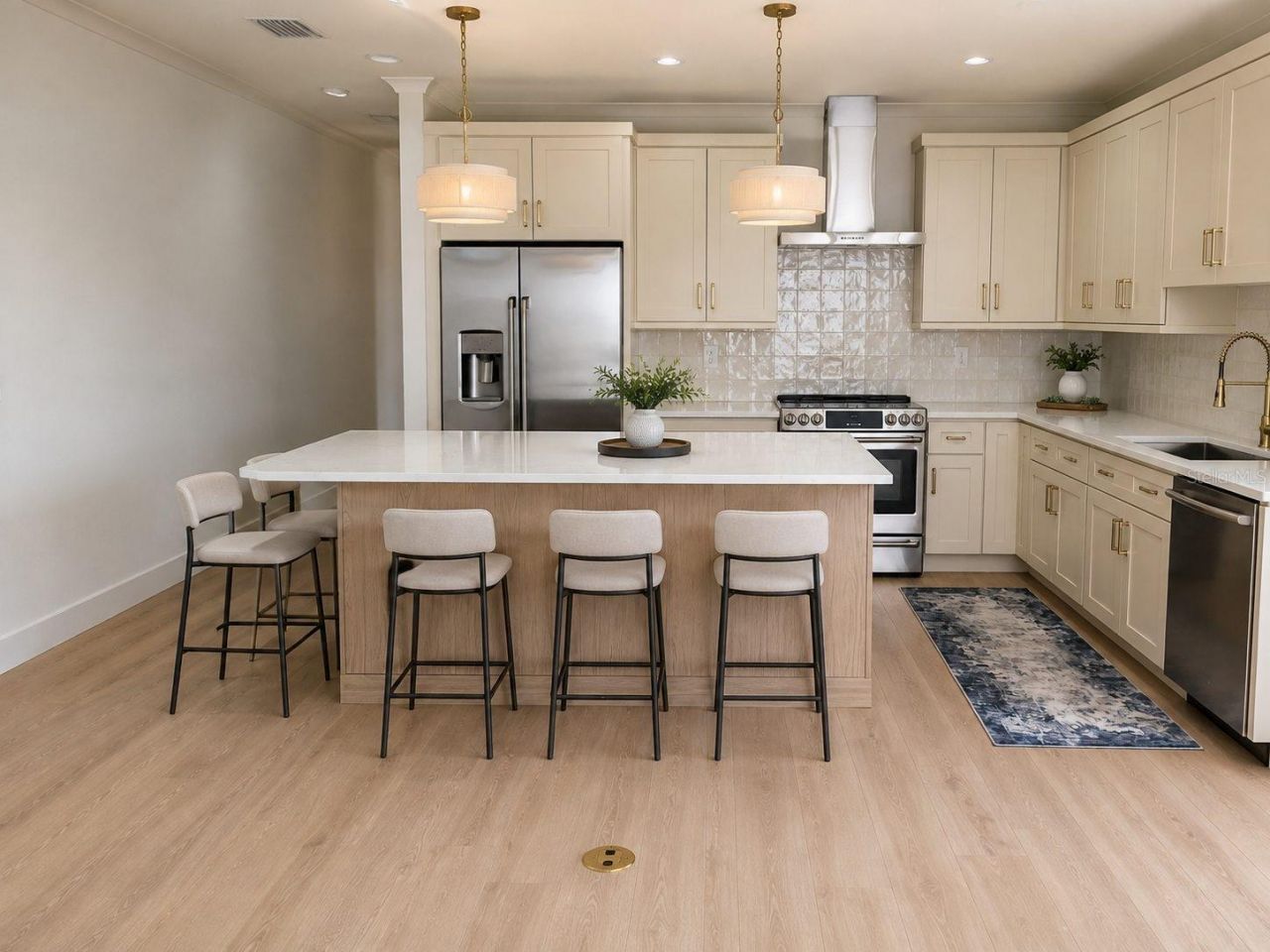 19101 Gulf Boulevard, Indian Shores, FL 33785 Photo