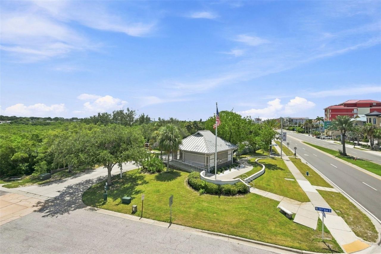 19101 Gulf Boulevard, Indian Shores, FL 33785 Photo