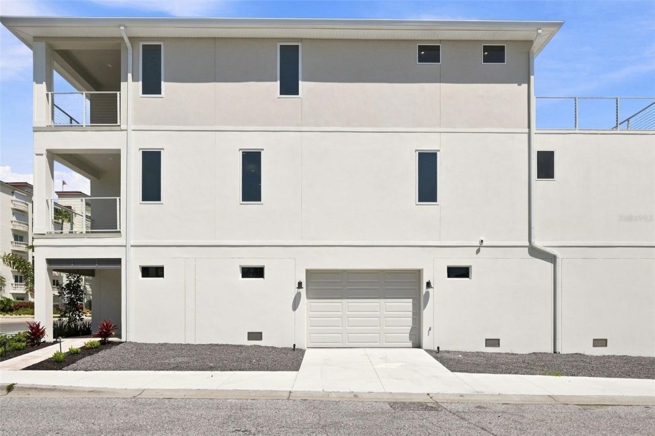 19101 Gulf Boulevard, Indian Shores, FL 33785 Photo