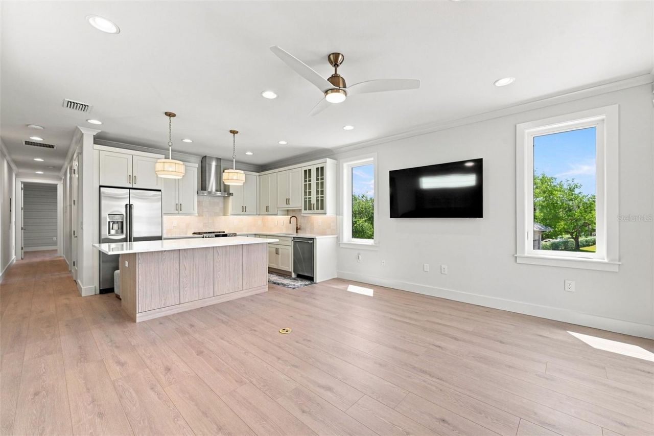 19101 Gulf Boulevard, Indian Shores, FL 33785 Photo