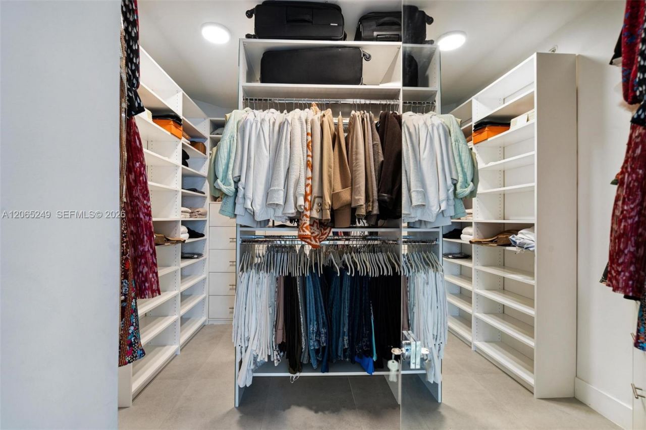 21050 Point Pl, Unit 1006, Aventura, FL 33180 Photo
