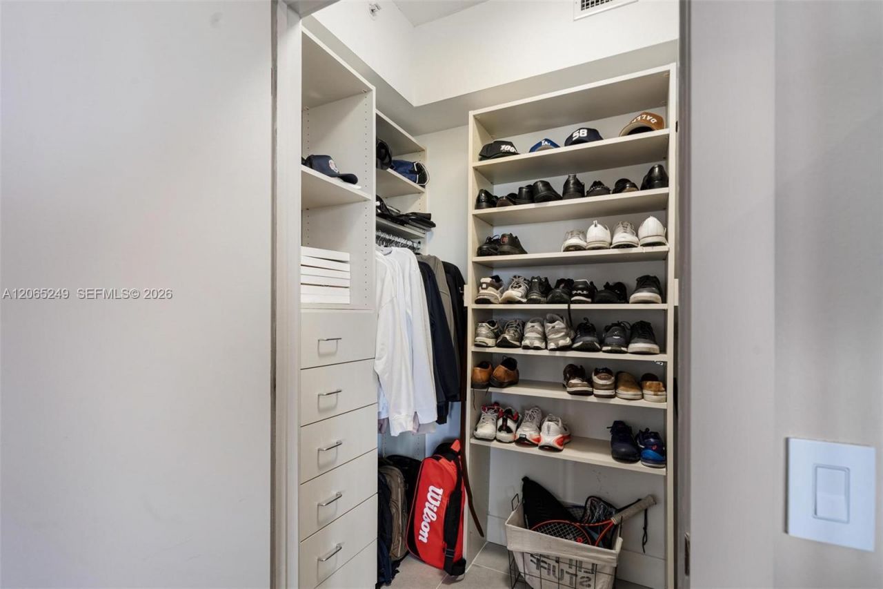 21050 Point Pl, Unit 1006, Aventura, FL 33180 Photo