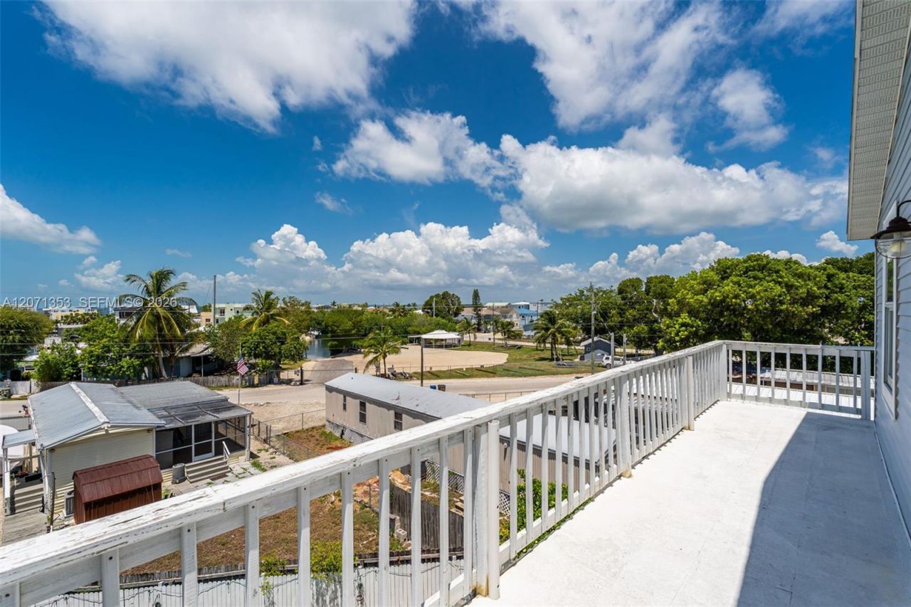21 Mockingbird Rd , Key Largo, FL 33037 Photo
