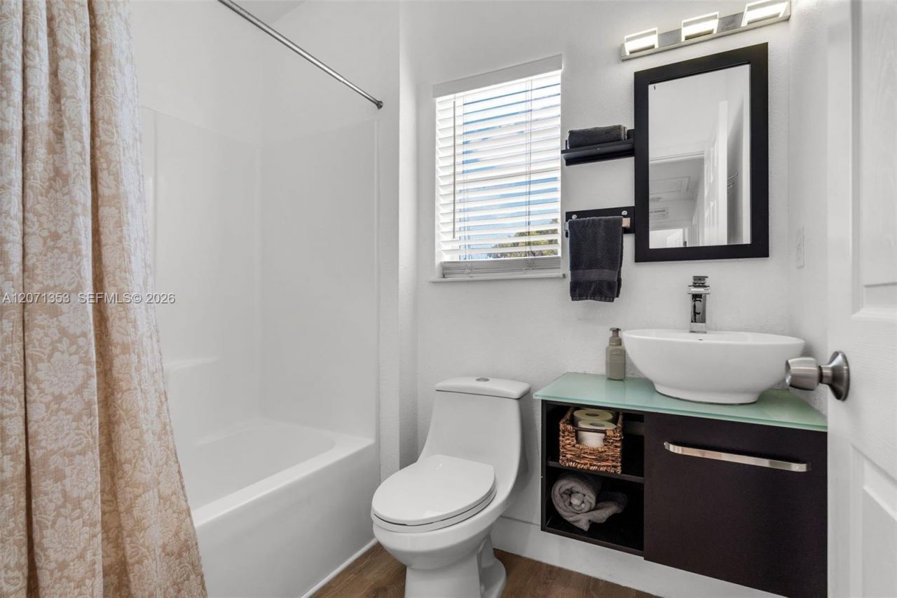 21 Mockingbird Rd , Key Largo, FL 33037 Photo