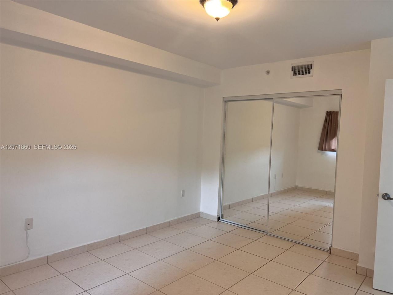 2740 SW 28th Ter , Unit 206, Miami, FL 33133 Photo