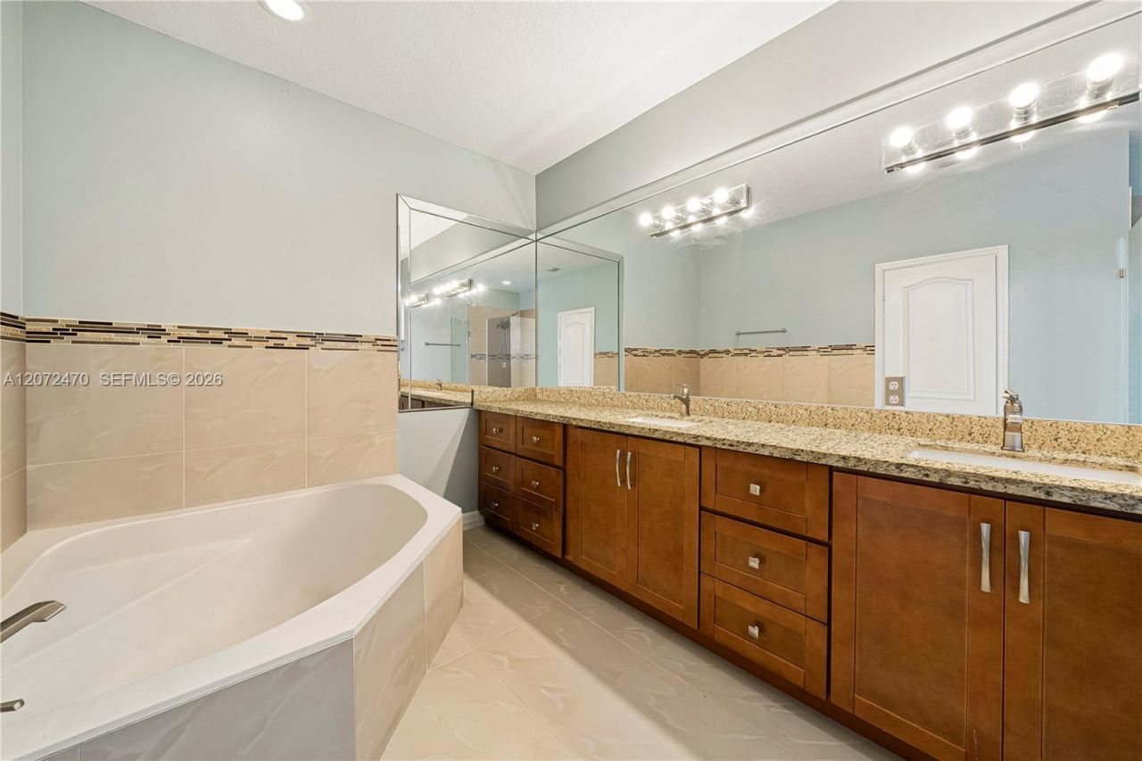 15720 SW 252nd St, Homestead, FL 33031 Photo