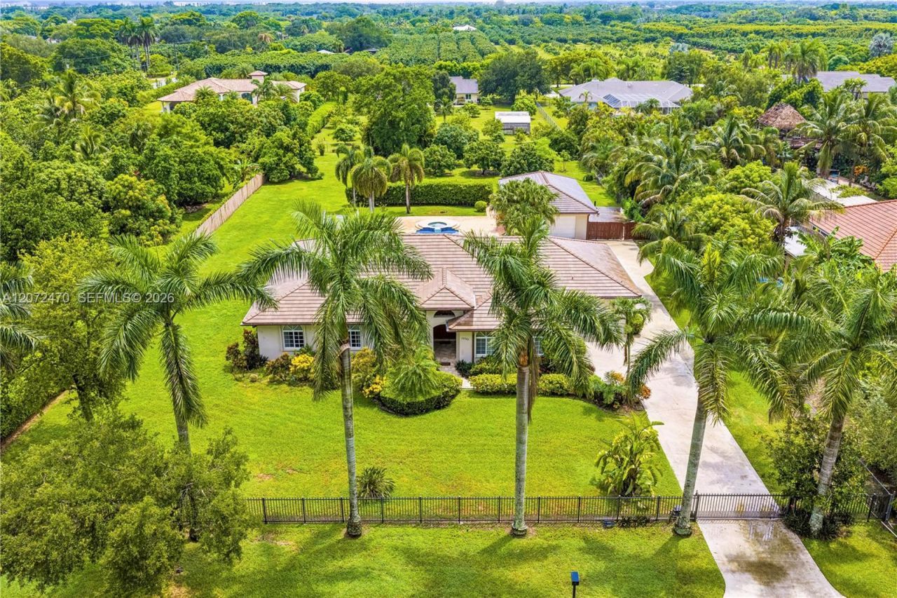 15720 SW 252nd St, Homestead, FL 33031 Photo