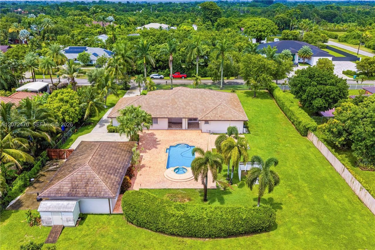 15720 SW 252nd St, Homestead, FL 33031 Photo