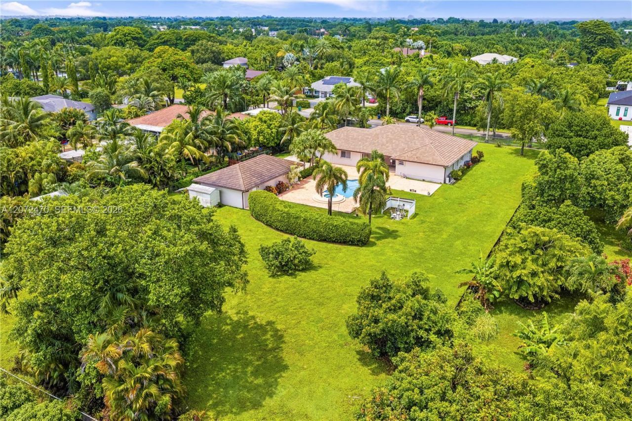 15720 SW 252nd St, Homestead, FL 33031 Photo