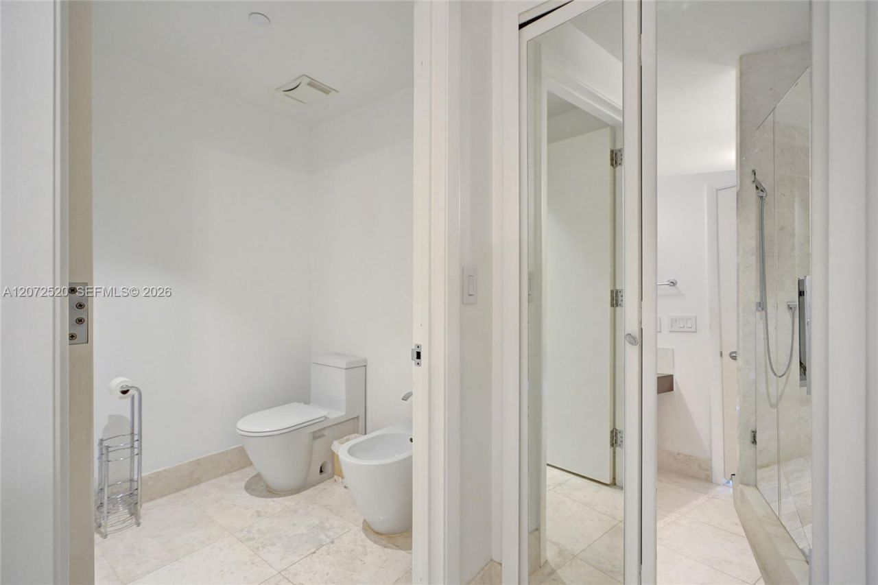 17121 Collins Ave, Unit 3206, Sunny Isles Beach, FL 33160 Photo