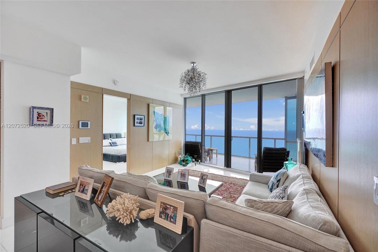 17121 Collins Ave, Unit 3206, Sunny Isles Beach, FL 33160 Photo
