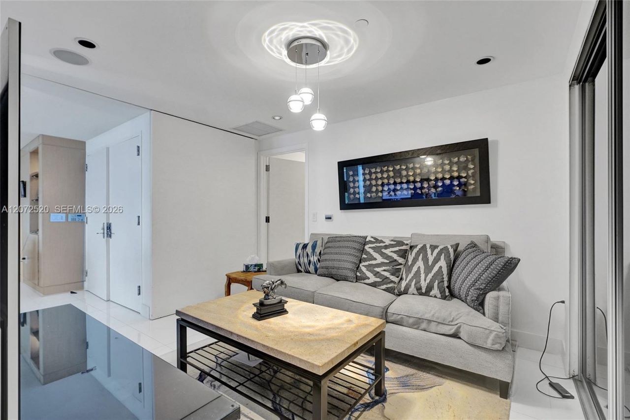 17121 Collins Ave, Unit 3206, Sunny Isles Beach, FL 33160 Photo