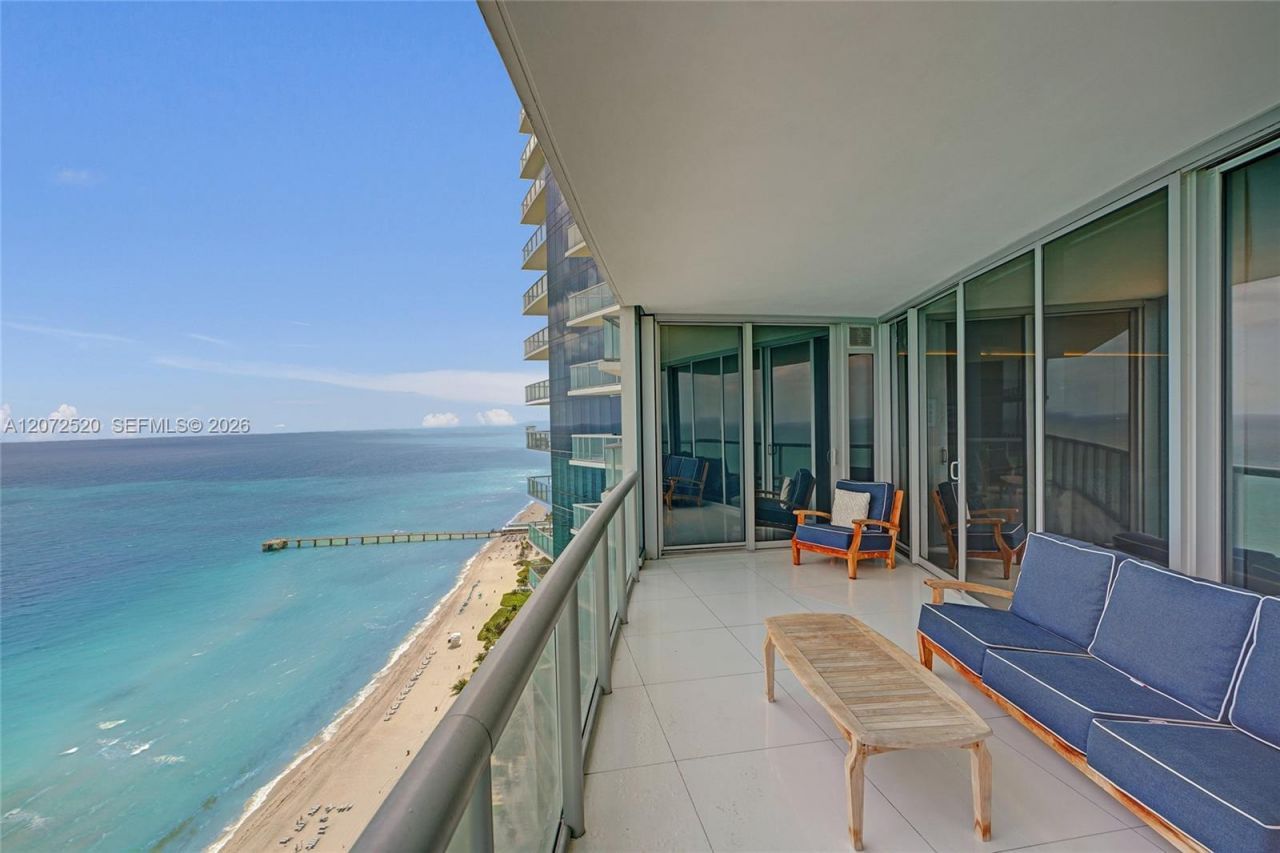 17121 Collins Ave, Unit 3206, Sunny Isles Beach, FL 33160 Photo
