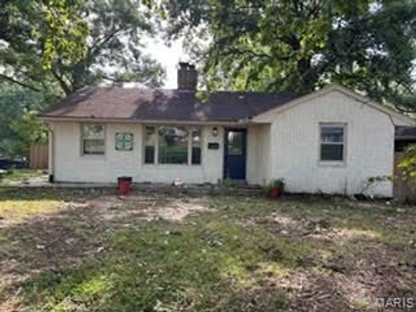 1652 N Main Street , Cape Girardeau, MO 63701