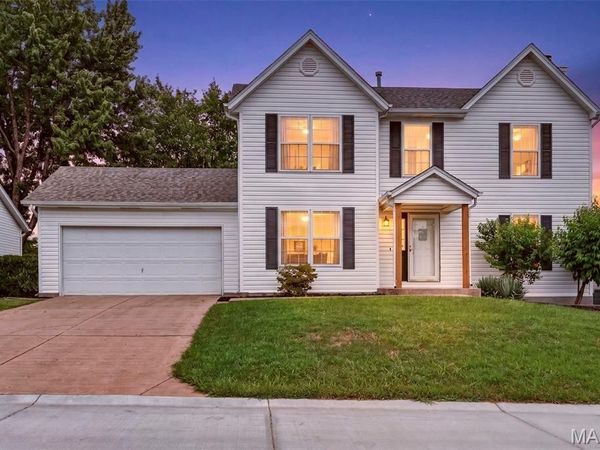 308 Harper Court, St Peters, MO 63376