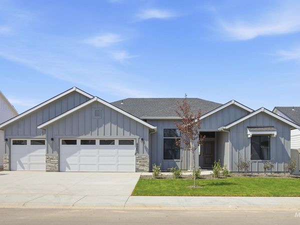 4963 S Bleachfield Ave, Meridian, ID 83642