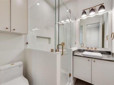6411 Royal Lane, Dallas, TX 75230