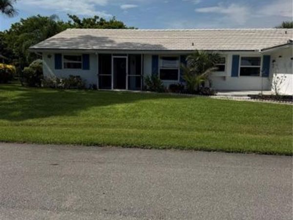 30 Maui CIR , Unit 30, NAPLES, FL 34112