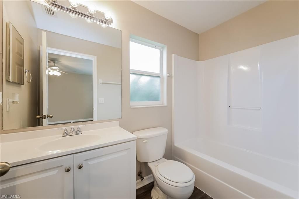 215 Manasota St , Fort Myers, FL 33913 Photo