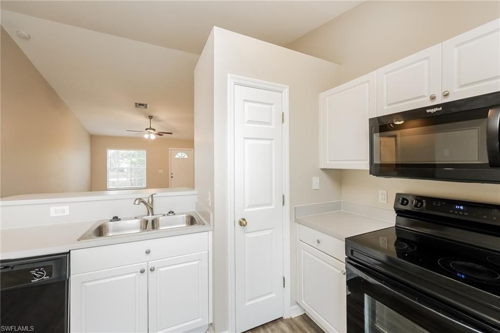 215 Manasota St , Fort Myers, FL 33913 Photo