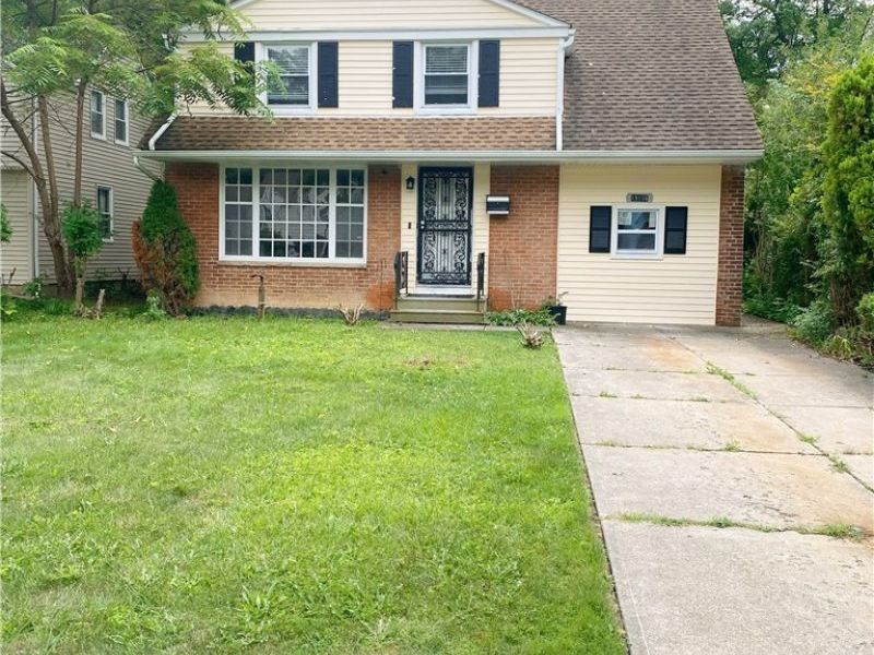 19106 Lanbury Avenue, Warrensville Heights, OH 44122 Photo 2