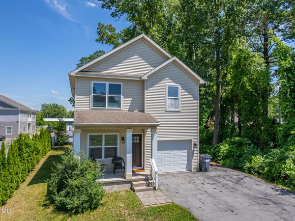 170 Jefferson Street, Saratoga Springs, NY 12866