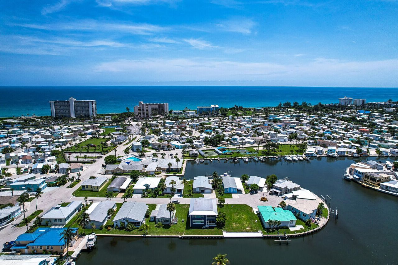 10751 S Ocean Drive, Unit A13, Jensen Beach, FL 34957 Photo