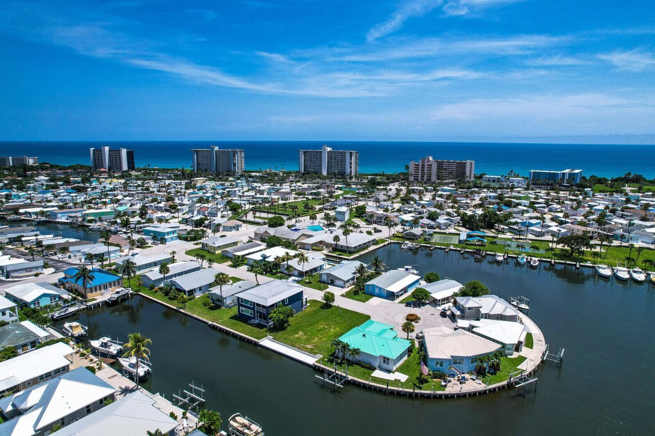 10751 S Ocean Drive, Unit A13, Jensen Beach, FL 34957 Photo