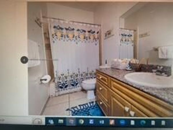 4225 E STONECREEK Circle, Unit 26, Davie, FL 33024