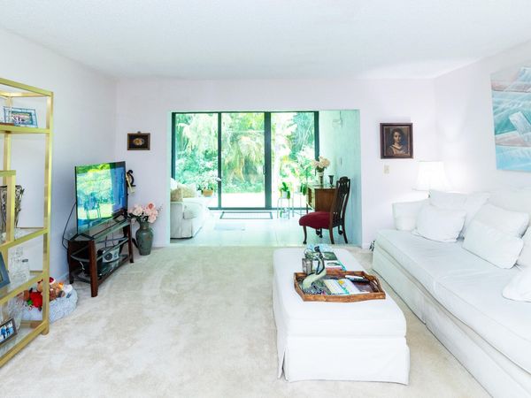 21864 Arriba Real, Unit 3G, Boca Raton, FL 33433