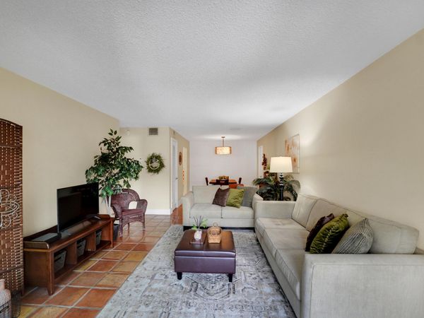 6473 BAY CLUB Drive, Unit 1, Fort Lauderdale, FL 33308