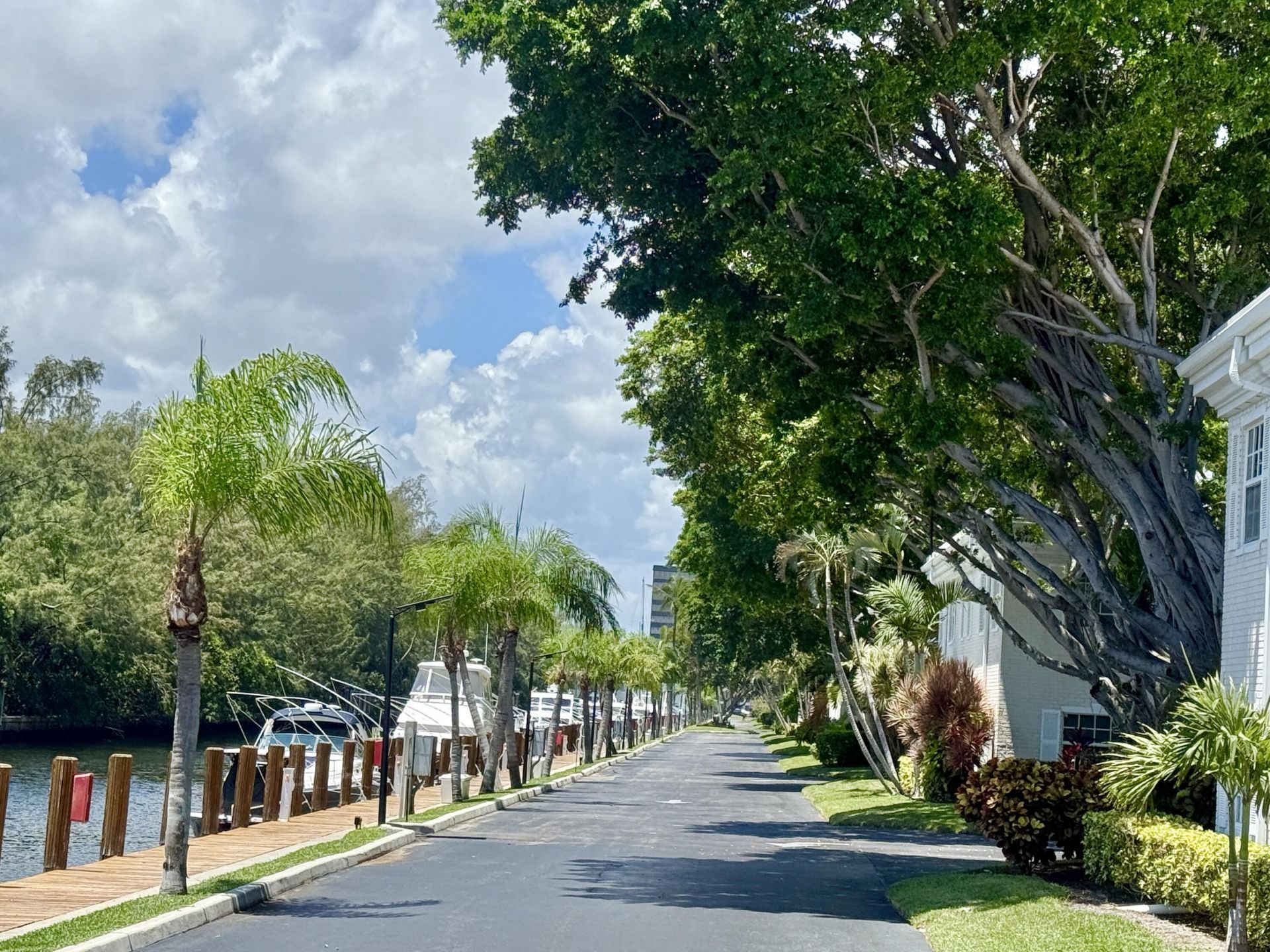 6473 Bay Club Drive, Unit 1, Fort Lauderdale, FL 33308 Photo