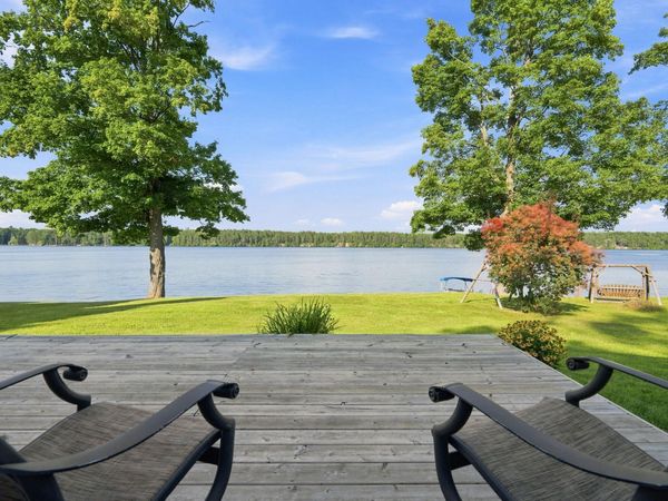 4852 Hiawatha Drive, Cheboygan, MI 49721