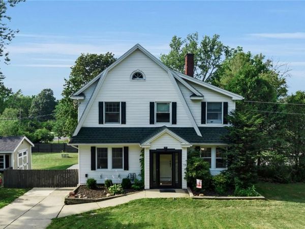 5798 Lakecrest Drive , Lake View, NY 14085